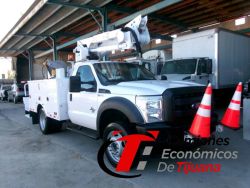 2016 FORD F550 GRUA CANASTILLA DE 14 M. CON GANCHO DE CARGA e