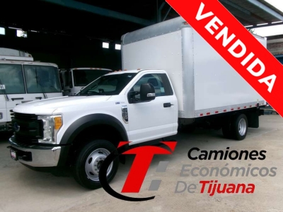 2017 FORD F550  CAJA SECA DE 14&#039; APTO PARA PLACAS FEDERALES Y CRUCES
