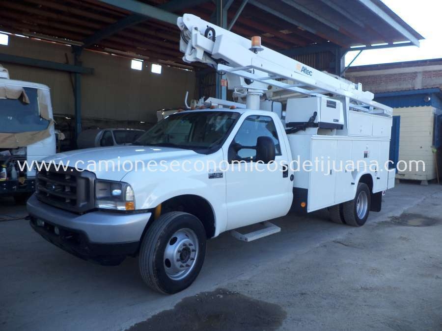2003 FORD F450 GRUA CANASTILLA  ALTEC DE 40&#039;